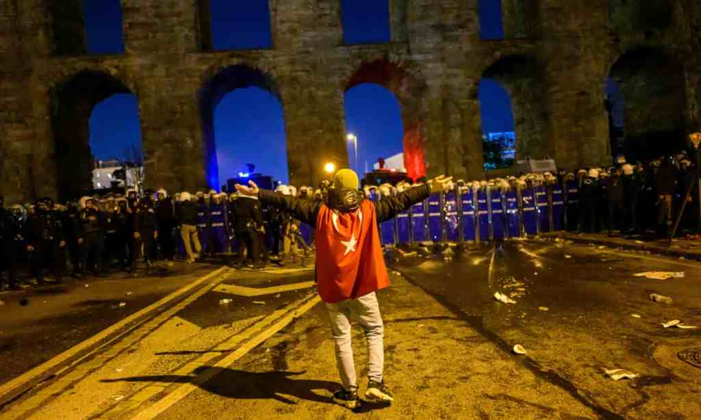 Turkey’s protests over Istanbul mayor grow into ‘fight about democracy’ | Turkey | The&nbsp;Guardian