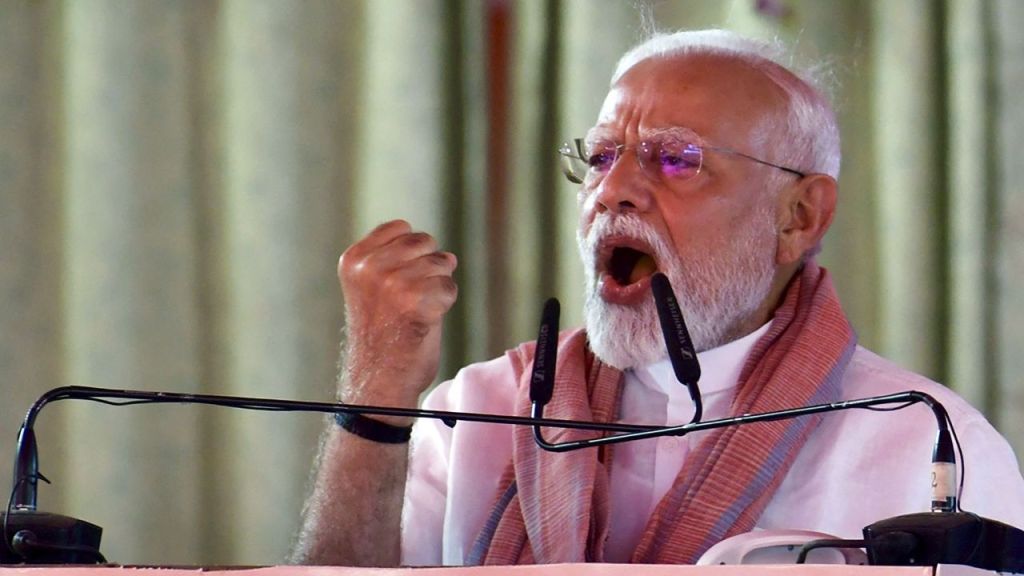 Tensions soar as India weighs how to hit&nbsp;Pakistan