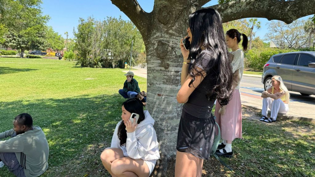 Two dead and five injured in shooting at Florida university | US News | Sky&nbsp;News